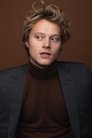 Rudy Pankow isYoung Sam