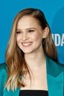Clara Rugaard isJuliet Capulet
