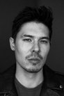 لوئیس تان isCole Young